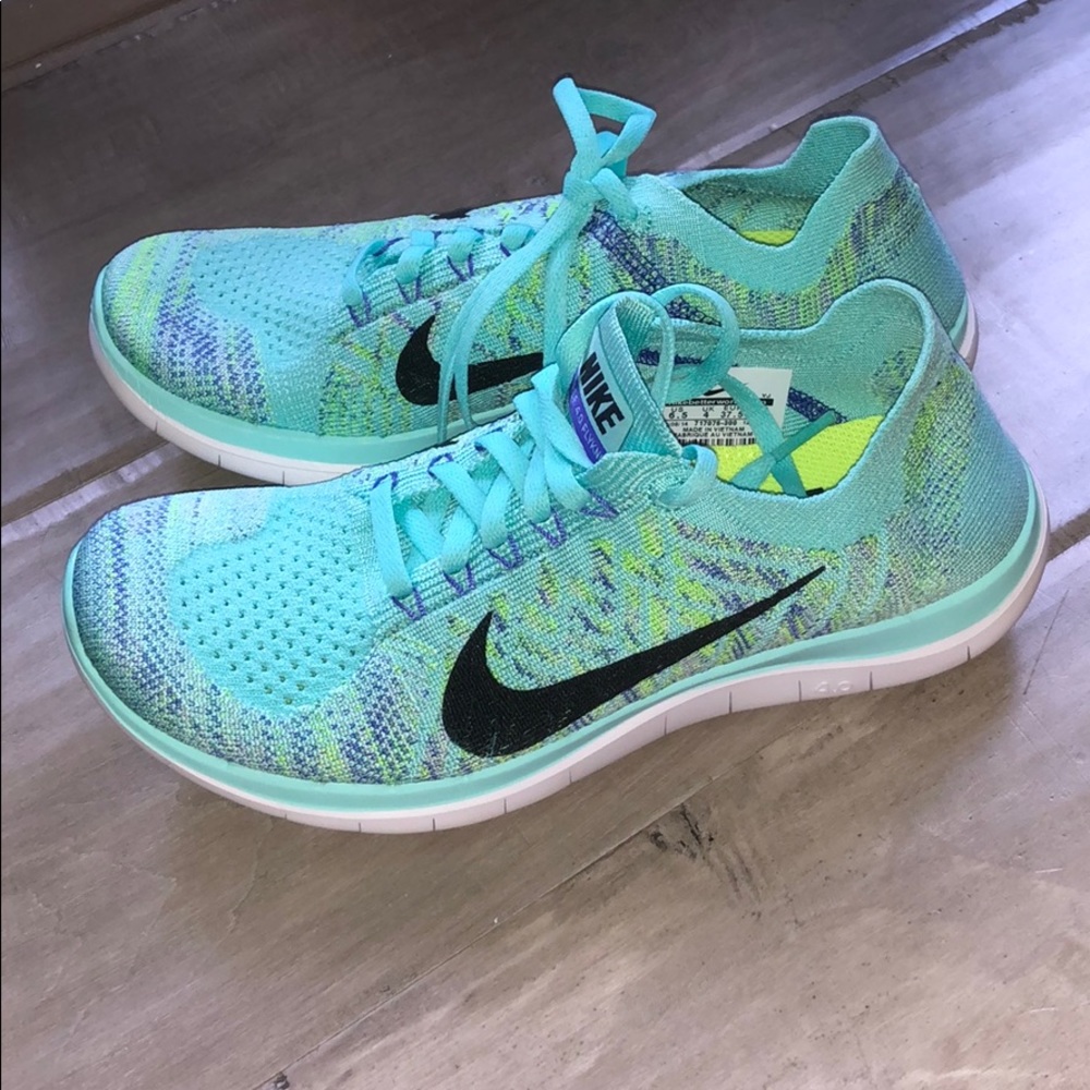 Nike Free Fly Knit 4.0 women’s size 6.5 NEW